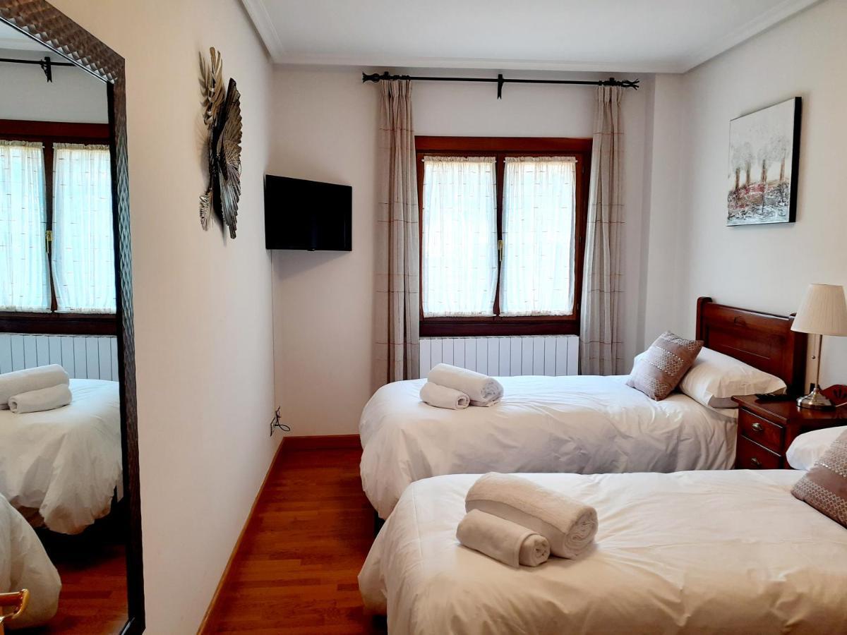 Apartamento Con Jardin Marbles Ezcaray Exteriör bild